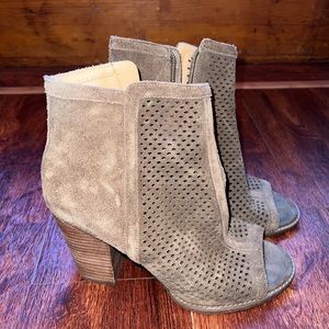 Dark green booties